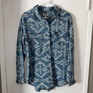 Women’s Wrangler Aztec Blue Denim Shirt - L